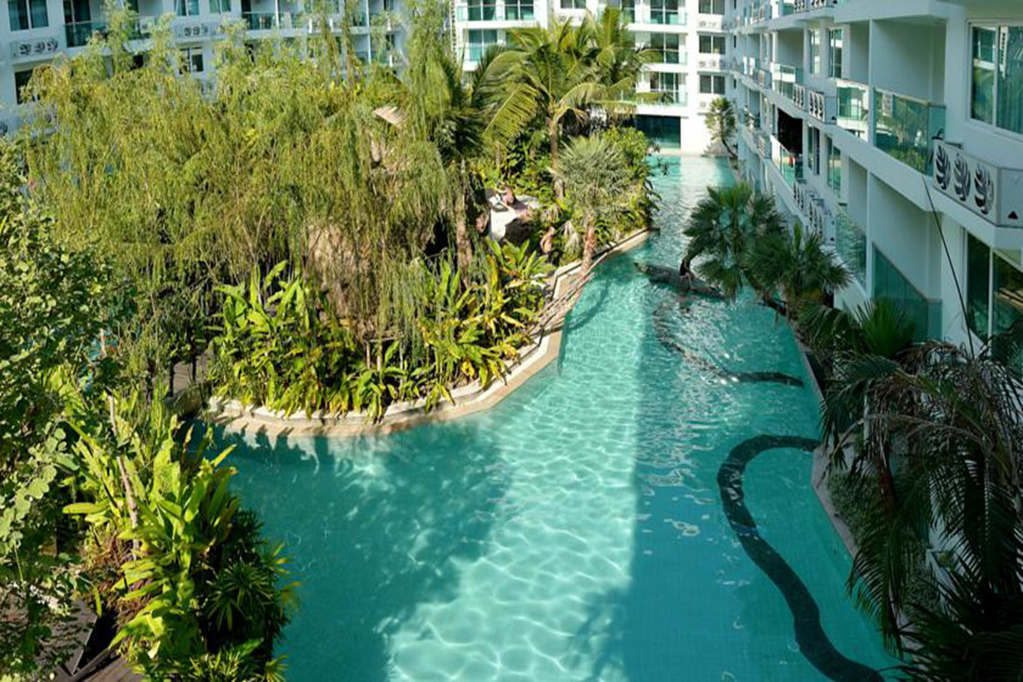 Amazon Pattaya Jomtien Apartments Екстер'єр фото