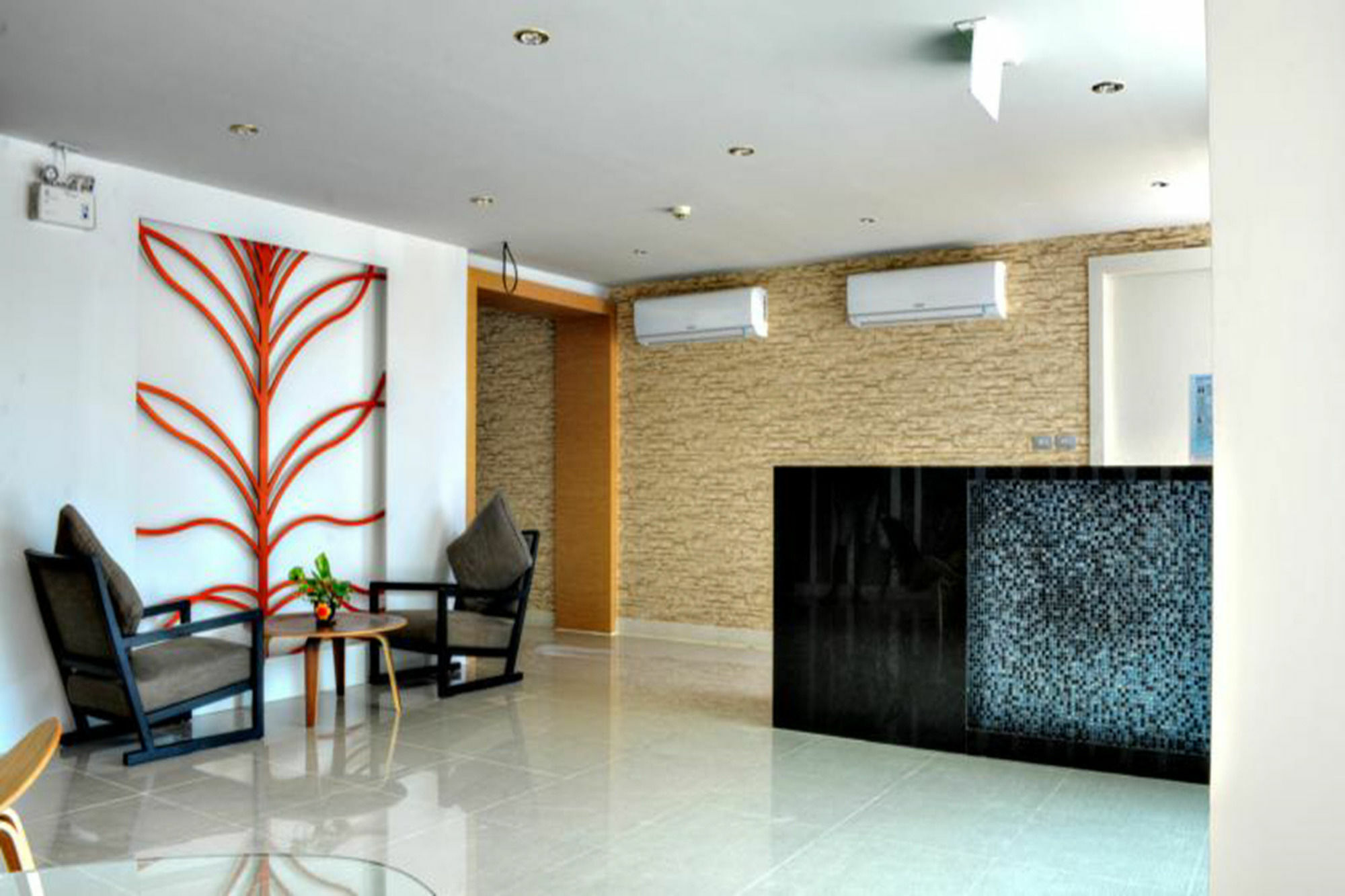 Amazon Pattaya Jomtien Apartments Екстер'єр фото