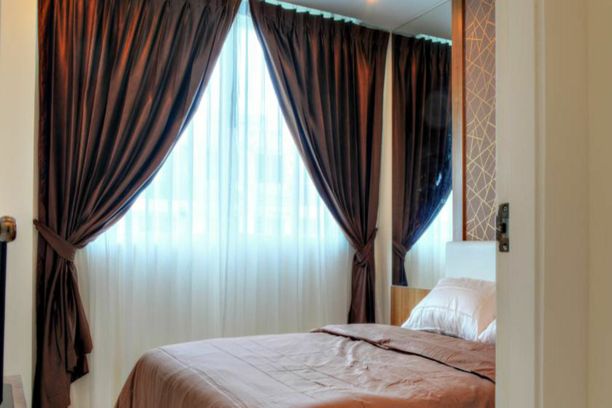 Amazon Pattaya Jomtien Apartments Екстер'єр фото