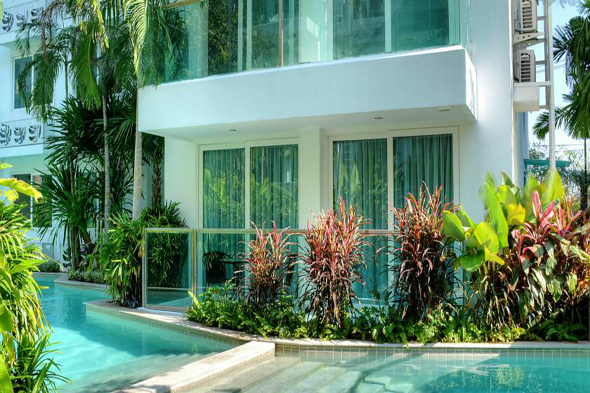 Amazon Pattaya Jomtien Apartments Екстер'єр фото
